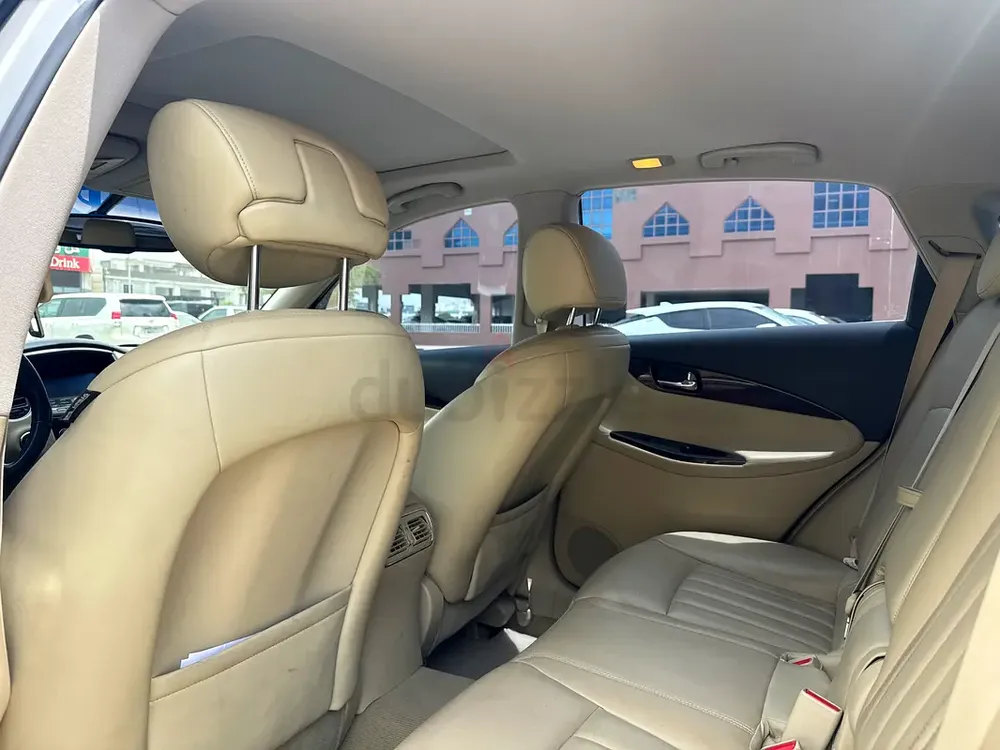 Infiniti QX50 2016 Standard GCC Specs - Image 7