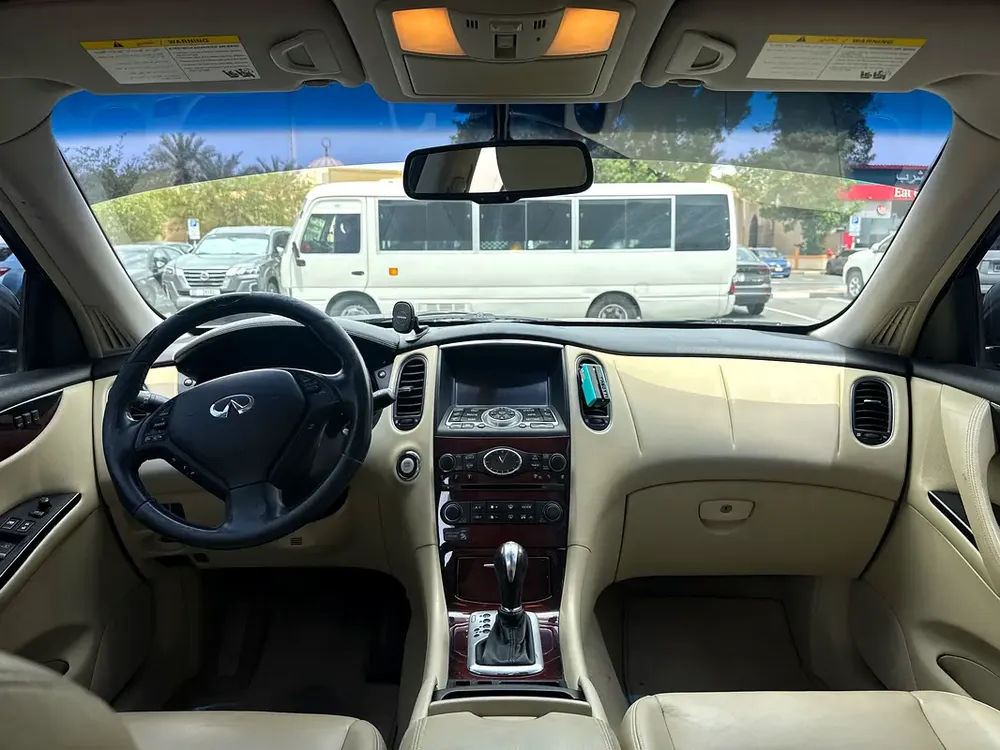 Infiniti QX50 2016 Standard GCC Specs - Image 8