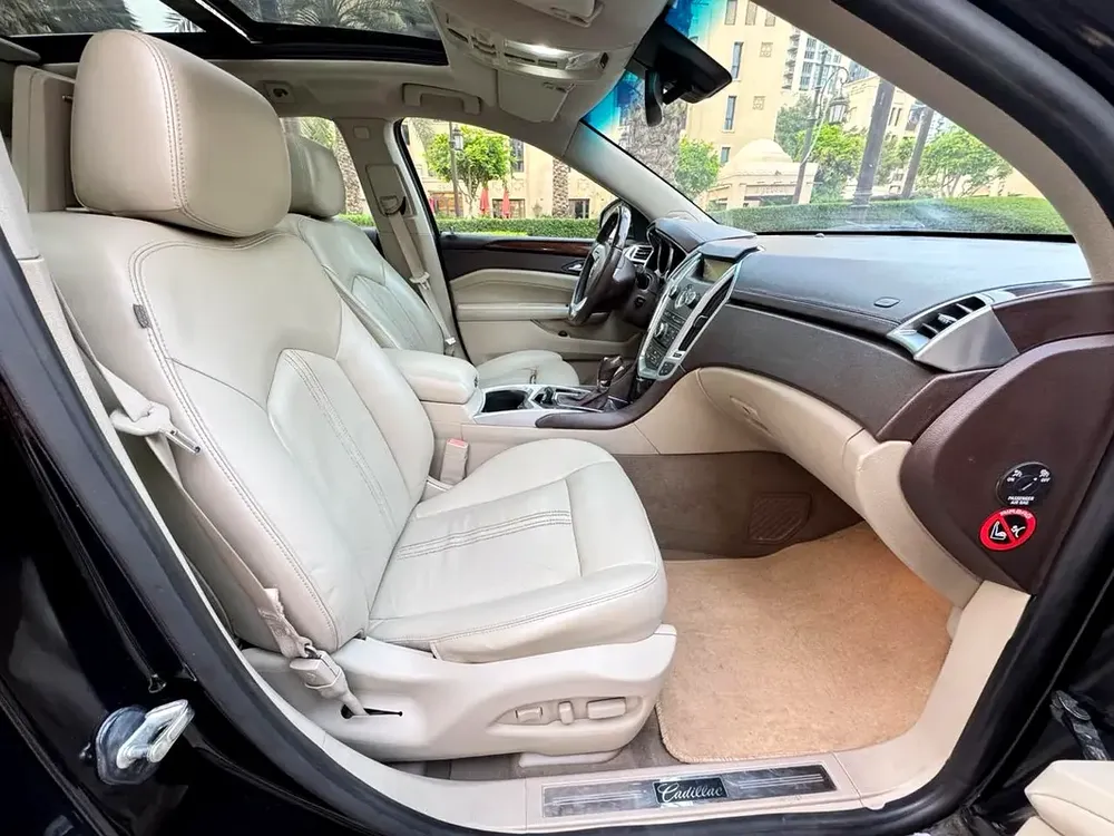 Unique Cadillac SRX “” Full Options “” GCC “”  LOW MILEAGE “” CLEAN INSIDE & OUTSIDE “” PANORAMI - Image 12