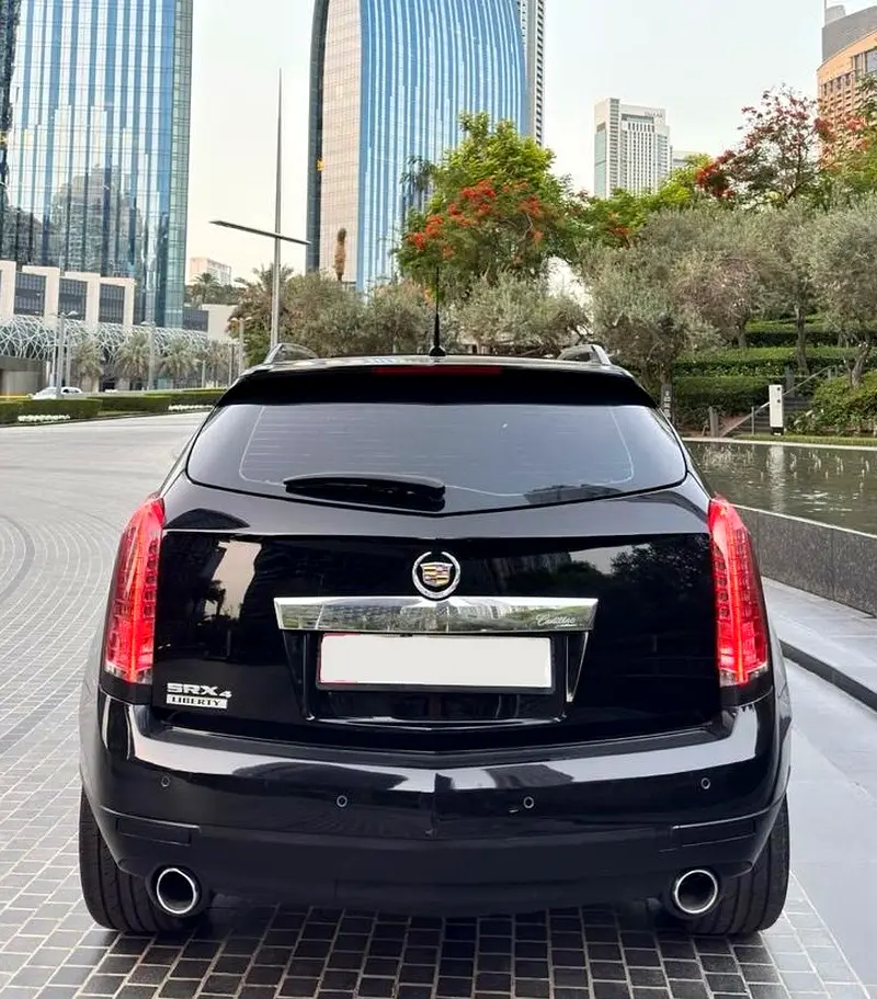 Unique Cadillac SRX “” Full Options “” GCC “”  LOW MILEAGE “” CLEAN INSIDE & OUTSIDE “” PANORAMI - Image 7