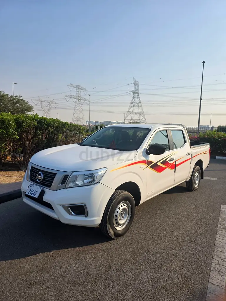 Nissan Navarra pickup double cabin 4x2 - Image 10