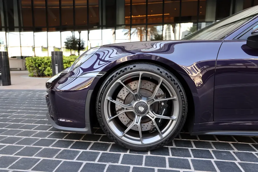GT3 Touring | PTS Colour | Full Service History - Image 8