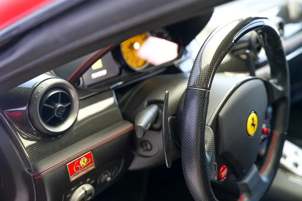 599 GTB | CARBON INTERIOR | WARRANTY AVAILABLE - Image 10