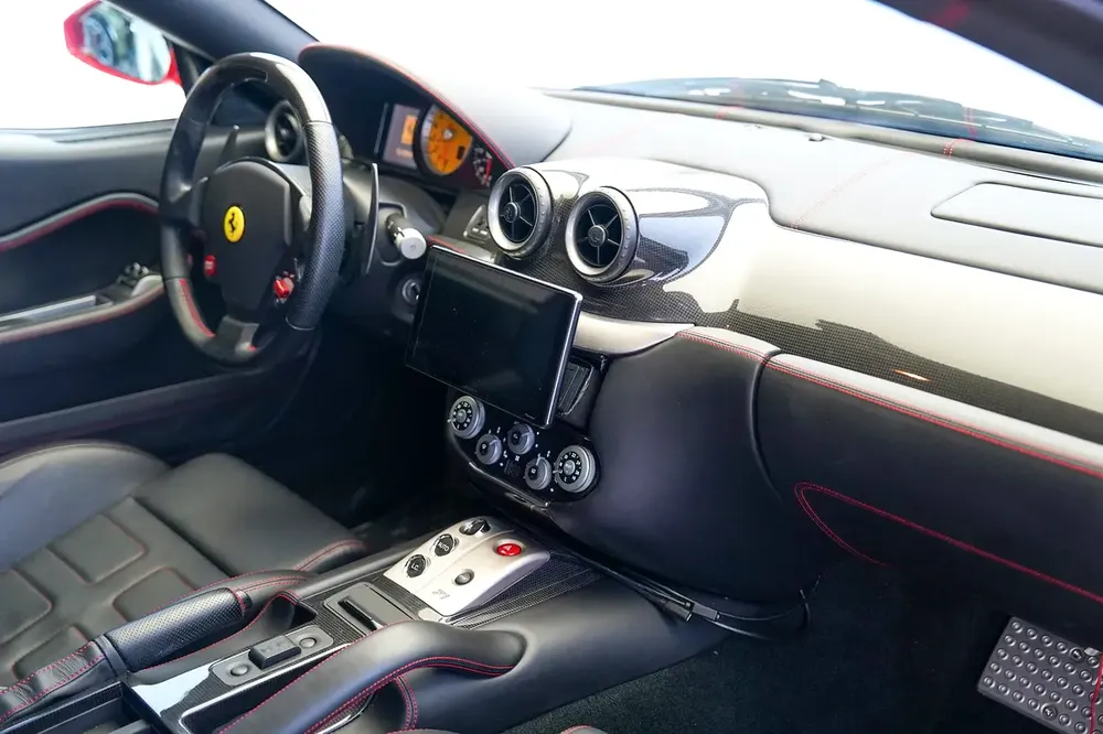 599 GTB | CARBON INTERIOR | WARRANTY AVAILABLE - Image 12
