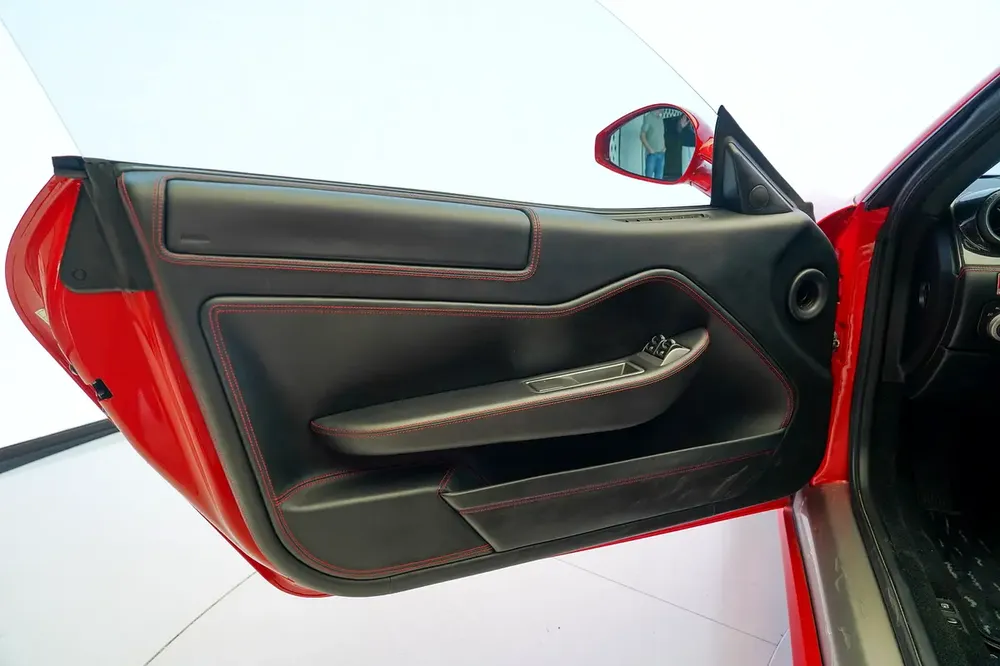 599 GTB | CARBON INTERIOR | WARRANTY AVAILABLE - Image 6