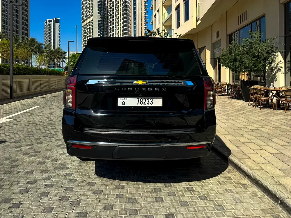 2023 Chevrolet Suburban LS 4WD | GCC | Agency Service - Image 7