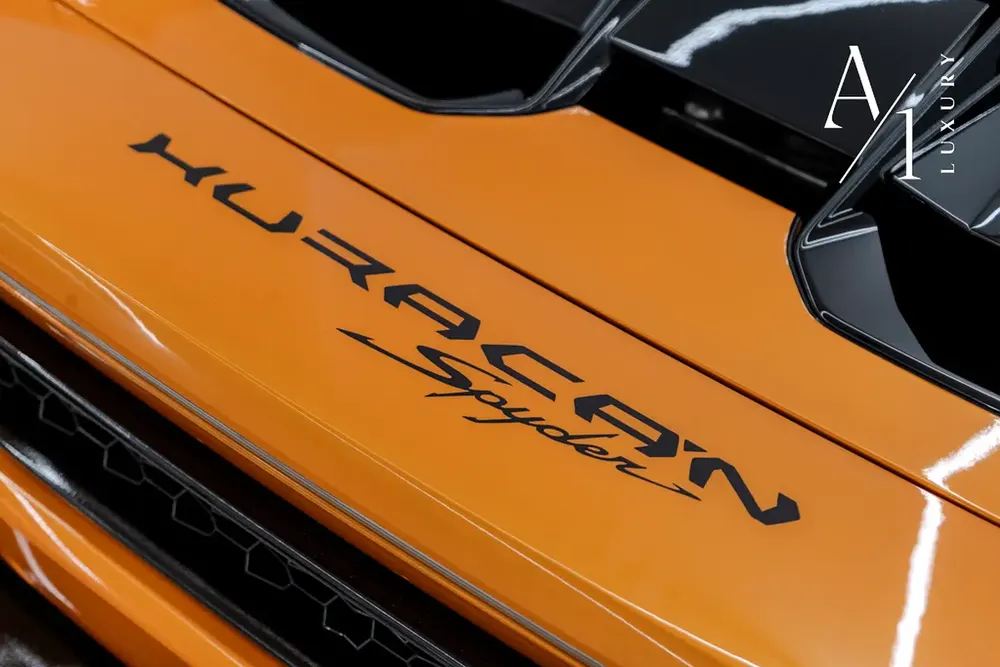 2019 Lamborghini Huracan Spyder, Warranty, Excellent Condition, 580HP, Canadian Spec - Image 6