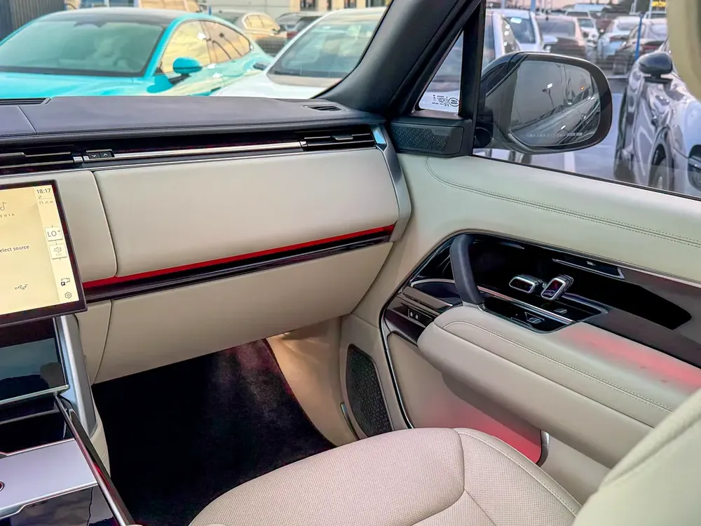 Land Rover Range Rover Autobiography 2025 - Korean Specs - Image 16