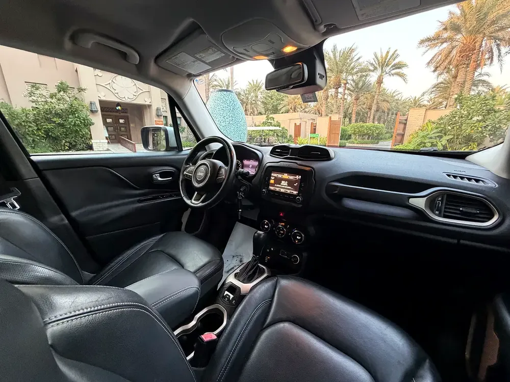 Jeep Renegade Limited Full Option 2015 Low Mileage Red In Excellent Condition - Image 13