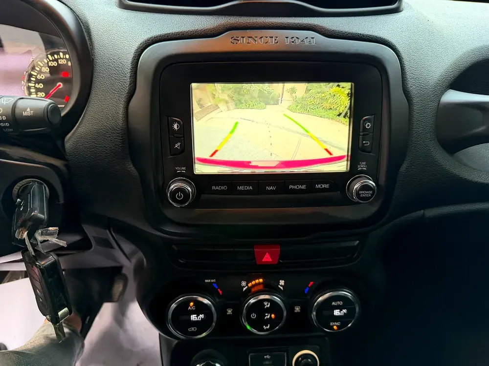 Jeep Renegade Limited Full Option 2015 Low Mileage Red In Excellent Condition - Image 15