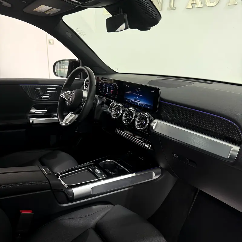 2025 Mercedes-Benz GLB 250 - American Specs - Brand New Condition - Image 10