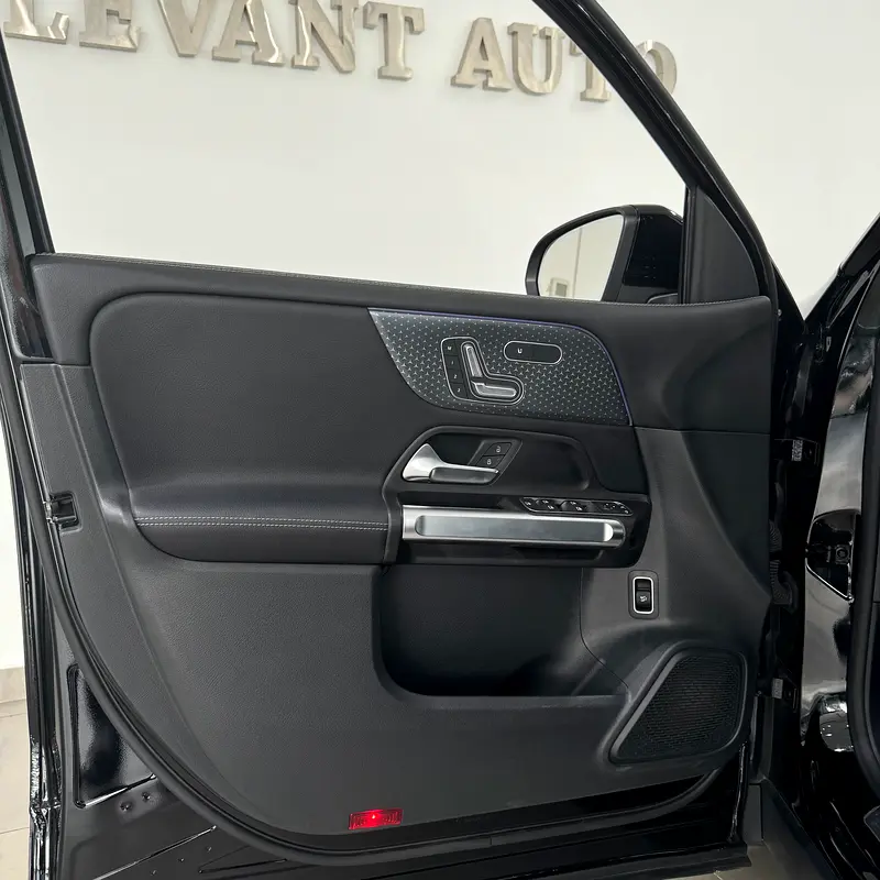 2025 Mercedes-Benz GLB 250 - American Specs - Brand New Condition - Image 4
