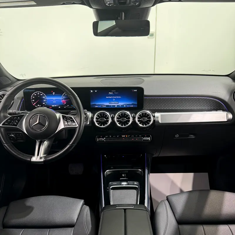 2025 Mercedes-Benz GLB 250 - American Specs - Brand New Condition - Image 5