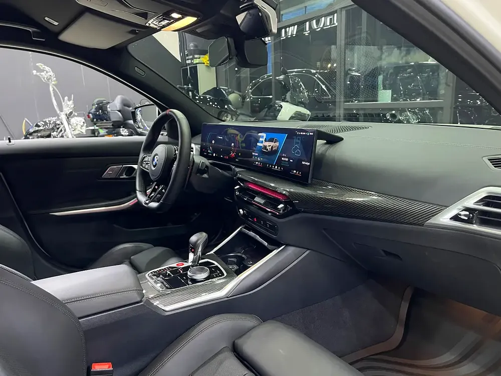 BMW M3 COMPETITION TOURING XDRIVE 2025 - Image 14
