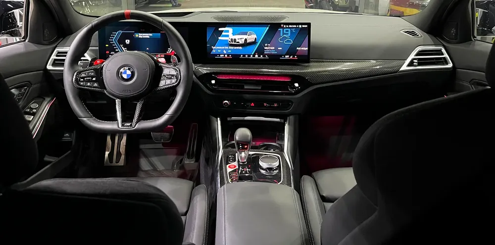 BMW M3 COMPETITION TOURING XDRIVE 2025 - Image 17