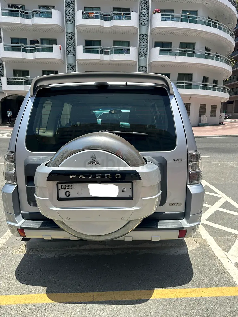 Mitsubishi Pajero GLS 2012 - GCC Specs - Well Maintained - Image 5