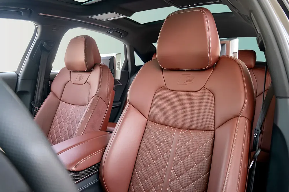 Audi A8L 55 TFSI Quattro - 2023 - Image 6