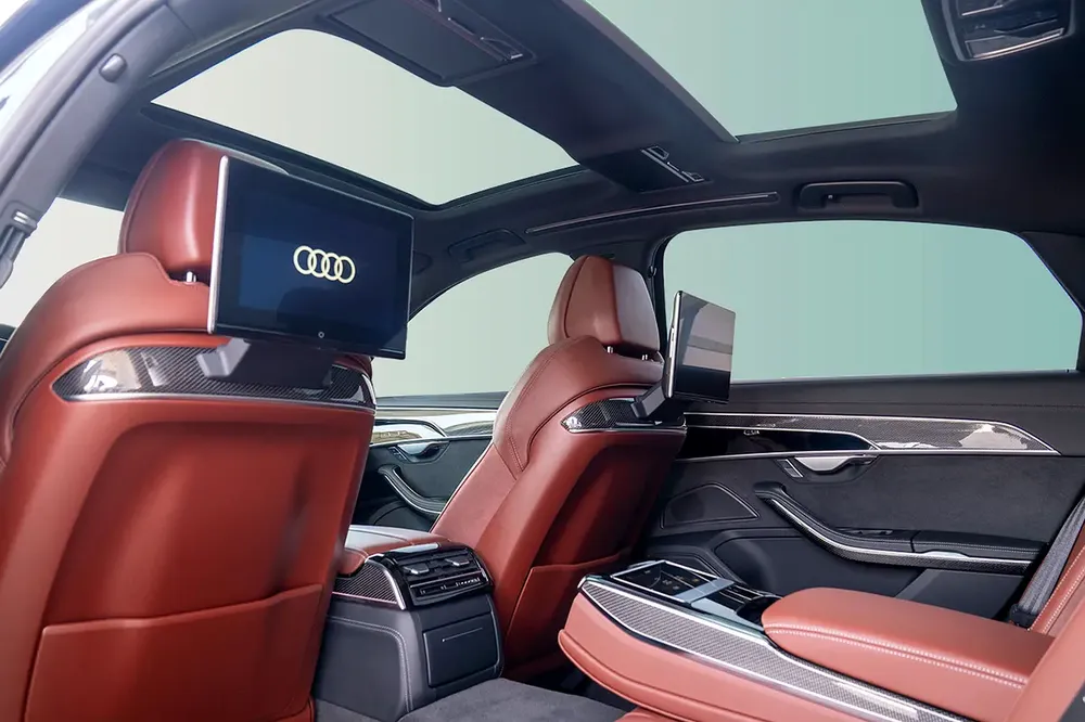 Audi A8L 55 TFSI Quattro - 2023 - Image 8