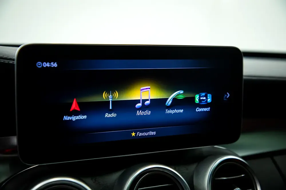 2020 | MERCEDES Benz | C 200 | GCC | WARRANTY AND SERVICE | EXCELLENT CONDITION | - Image 11