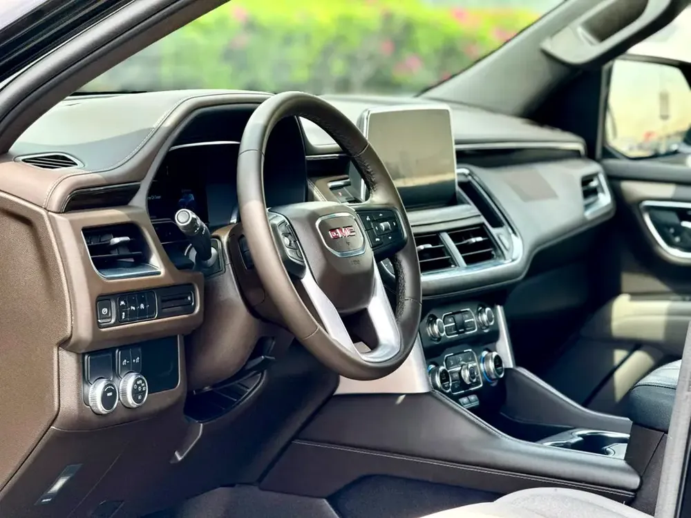 GMC Yukon SLE  | GCC Specs | 5.3L V8 | 7/8 Seater |   | Perfect Family Car - Image 10