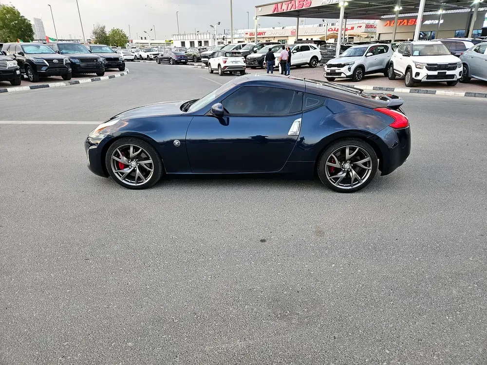 NISSAN 370Z 2014 GCC - Image 8