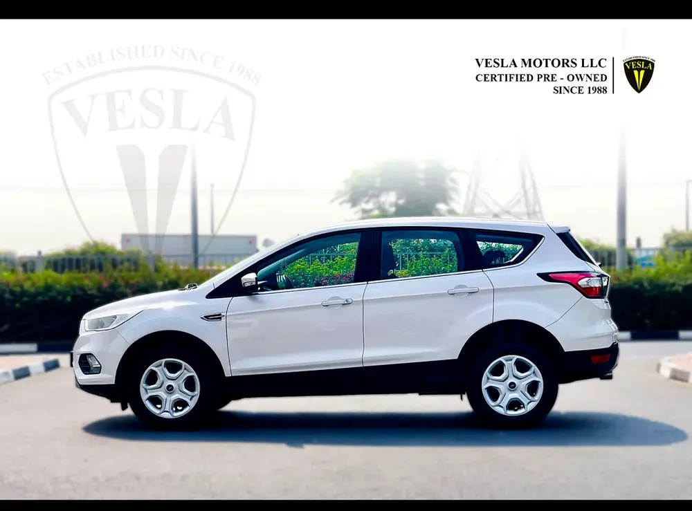 UNLIMITED MILEAGE WARRANTY / LEATHER SEATS + NAVIGATION + CAMERA + KEYLESS START + CRUISE CONTROL - Image 4