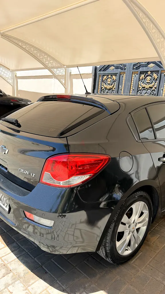 Urgent Sale: Chevrolet Cruze 2013 - Very Clean  Well Maintained - Image 4