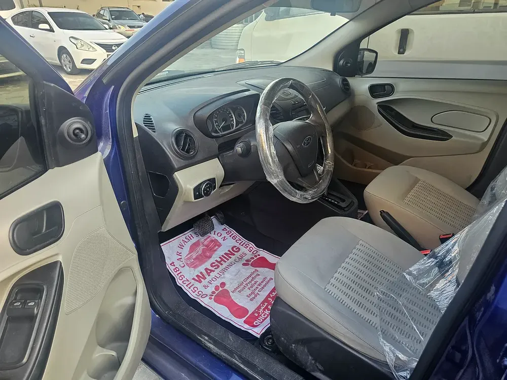 All inclusive Ford Figo 2016 SE GCC Specs - Image 13