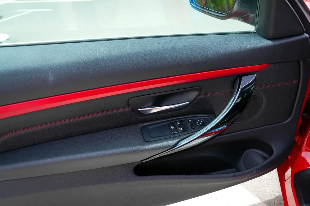 BMW 4-Series 420i SPORT LINE 2017 GCC Specs - Image 17