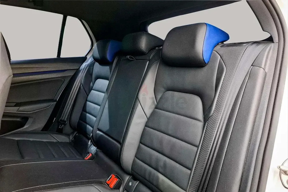 AED 2112/month | 2023 Volkswagen Golf  | GCC Specs | Ref#441344 - Image 11