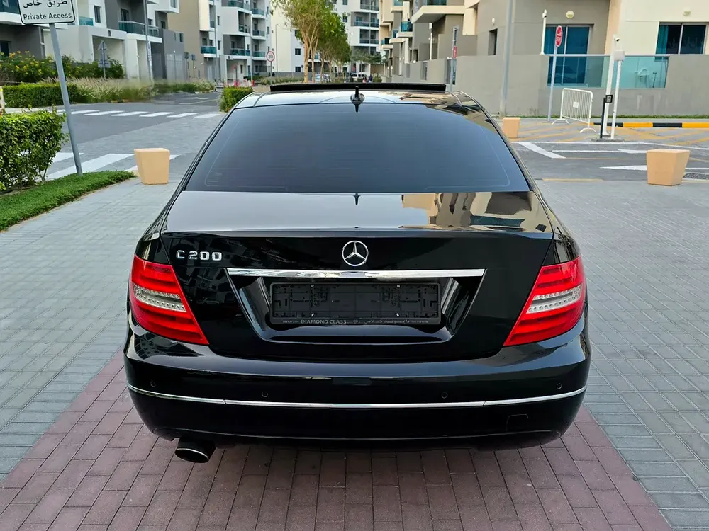 Mercedes-Benz C200 2014 ( Single Owner ) 1.8L- 4 Cylinder | 2 Keys | Full Service History | GCC Spec - Image 5