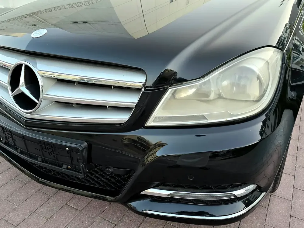 Mercedes-Benz C200 2014 ( Single Owner ) 1.8L- 4 Cylinder | 2 Keys | Full Service History | GCC Spec - Image 8