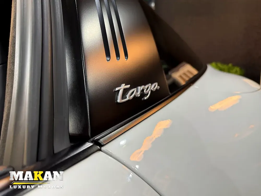 Porsche 911 Targa 4S - Image 11