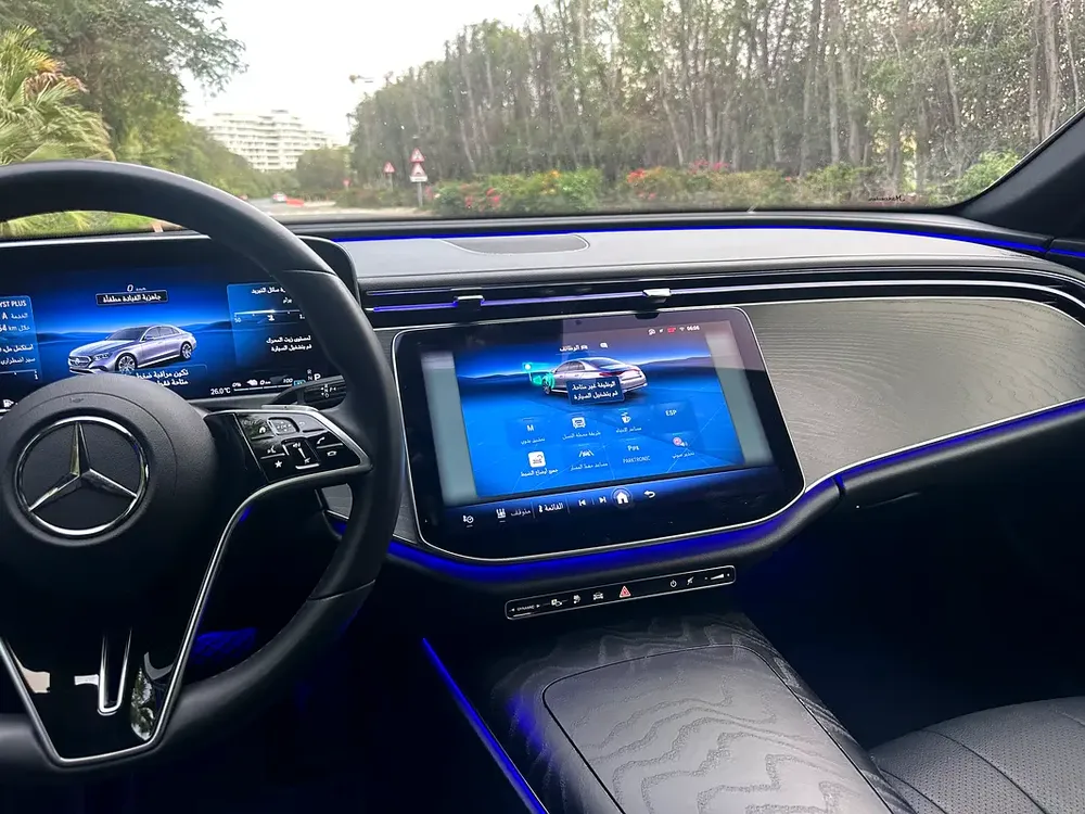 2024 Mercedes-Benz E300de | Plug-in Hybrid (Diesel + Electric) | 308 HP | Excellent Condition - Image 18