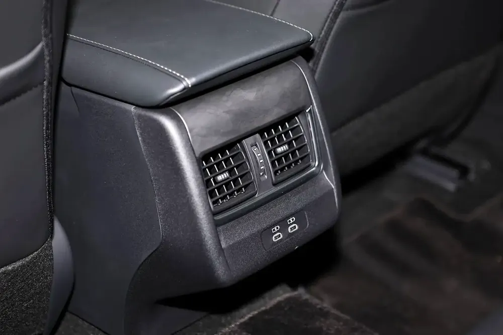 Camry 2.0G 2024 - Image 5