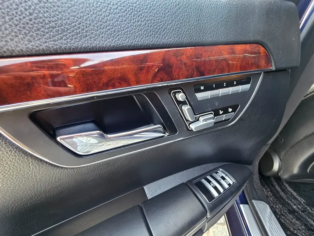 Mercedes S550 2008 MODEL, JAPANESE SPECS, PERFECT CONDITION - Image 9