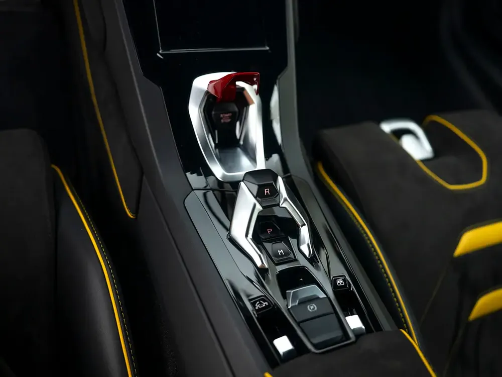 2024 Lamborghini Huracan EVO Spyder | European Specs | 2024 | Excellent Condition| - Image 7