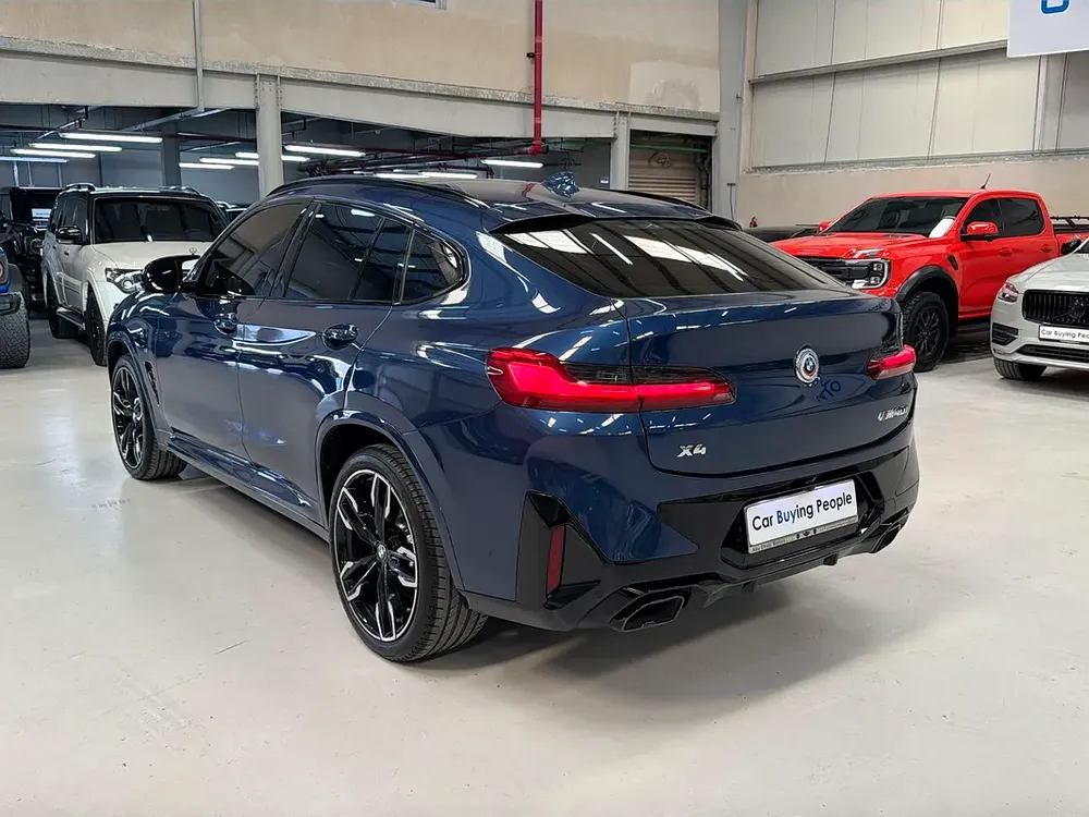 3,780pm Zero Down Available BMW X4 M40i 2023 GCC Specs - Image 5