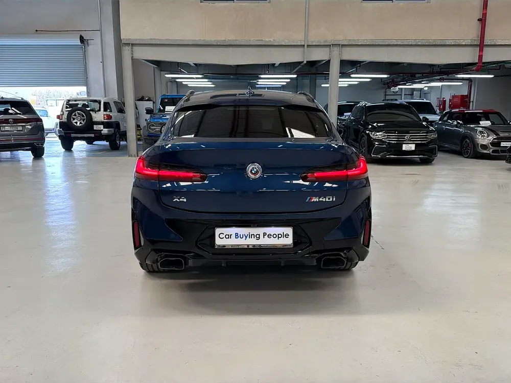 3,780pm Zero Down Available BMW X4 M40i 2023 GCC Specs - Image 6