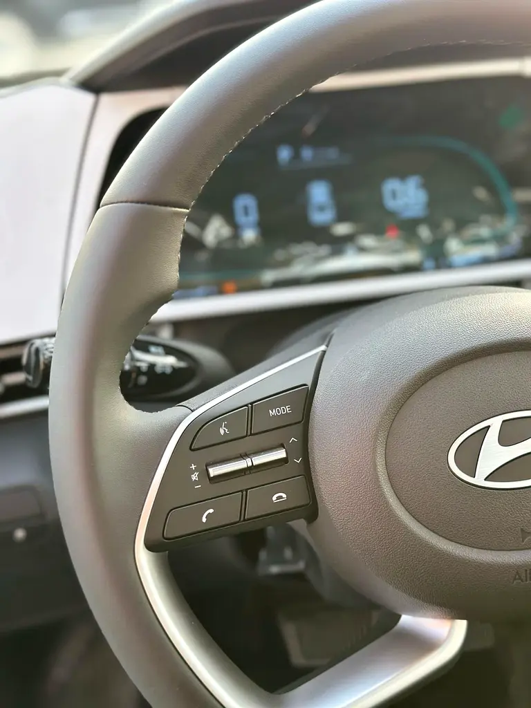 Hyundai Elantra 2025 - Image 11