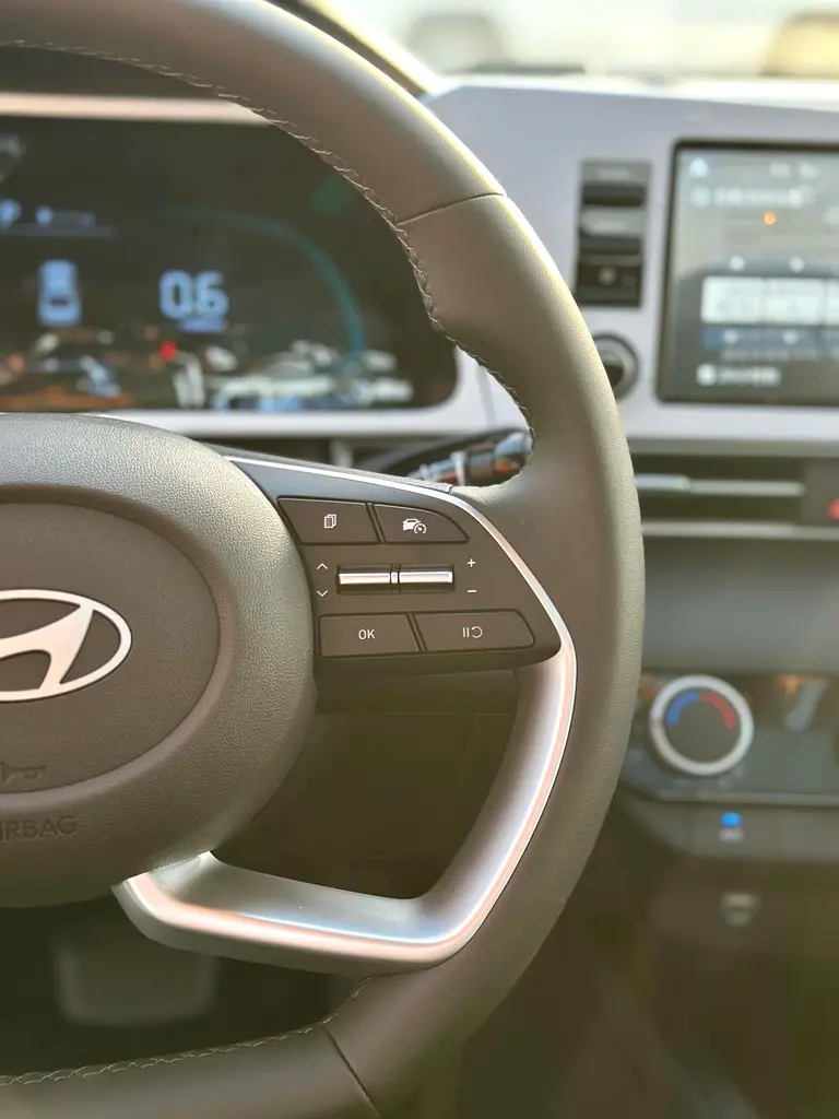 Hyundai Elantra 2025 - Image 12