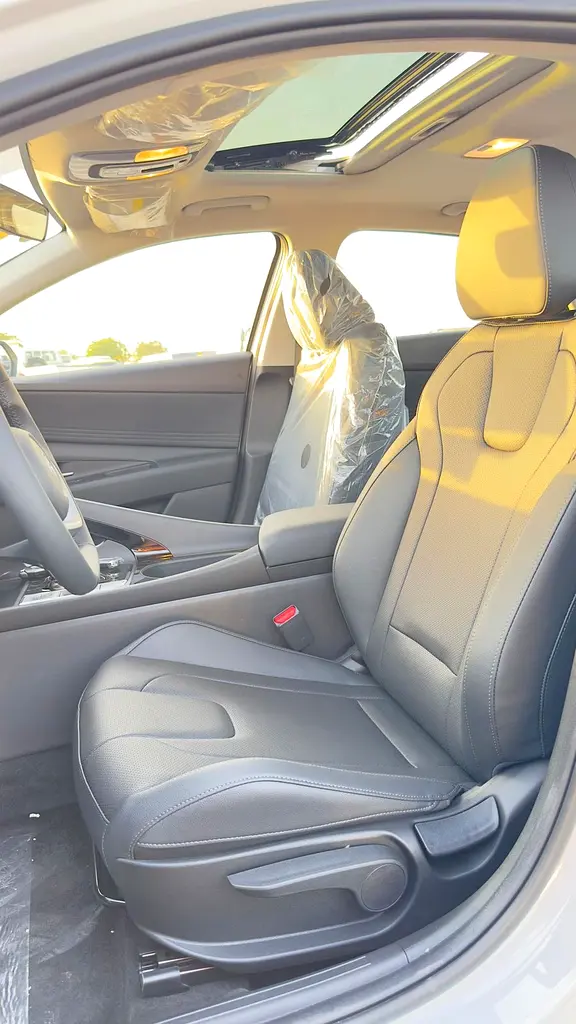Hyundai Elantra 2025 - Image 13