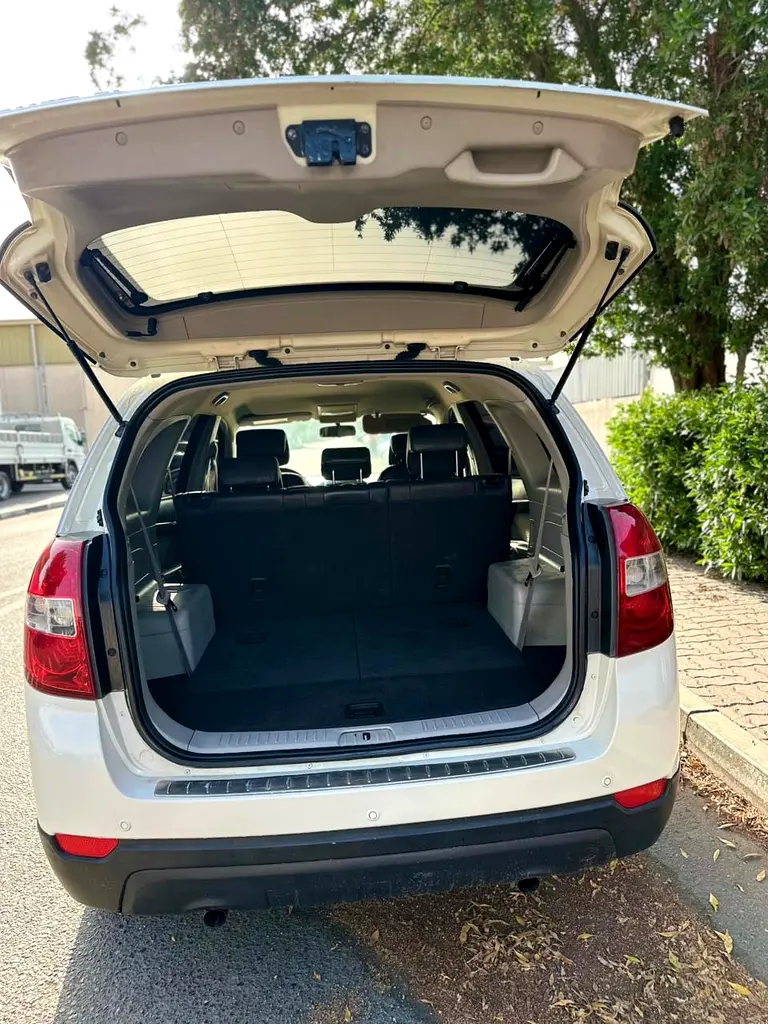 Chevrolet Captiva 2012 GCC Specs - Well Maintained - Image 10