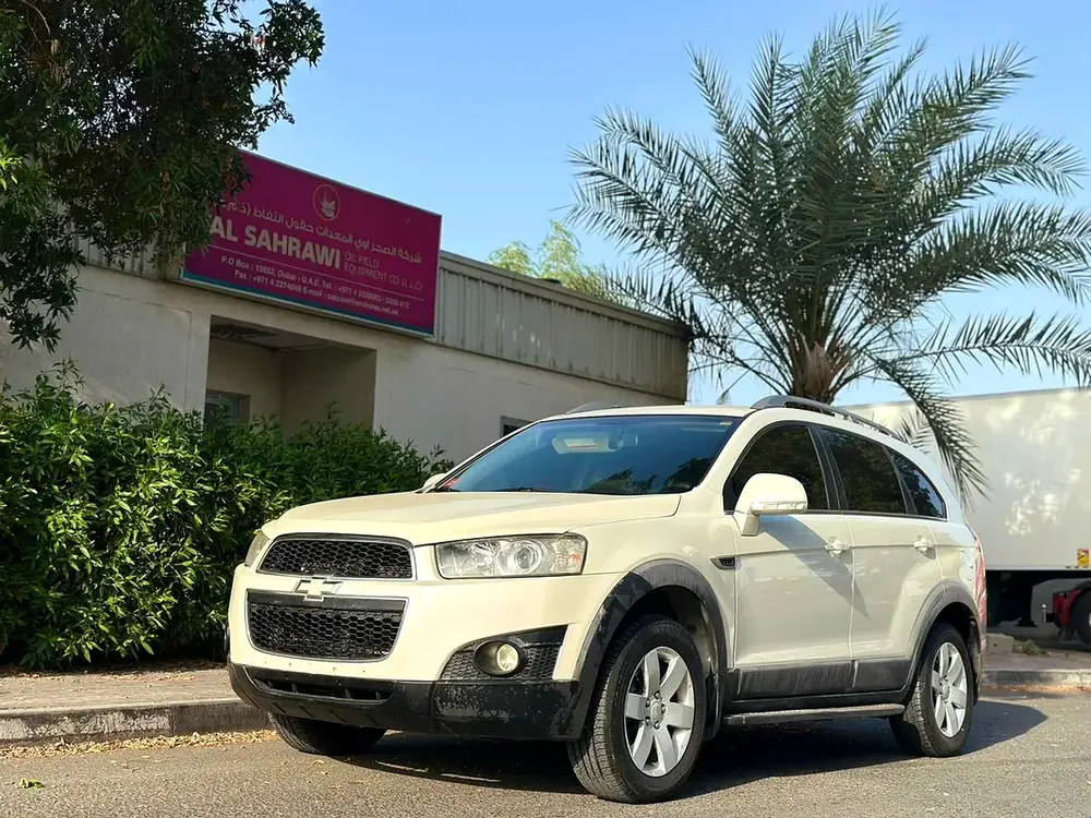 Chevrolet Captiva 2012 GCC Specs - Well Maintained - Image 4
