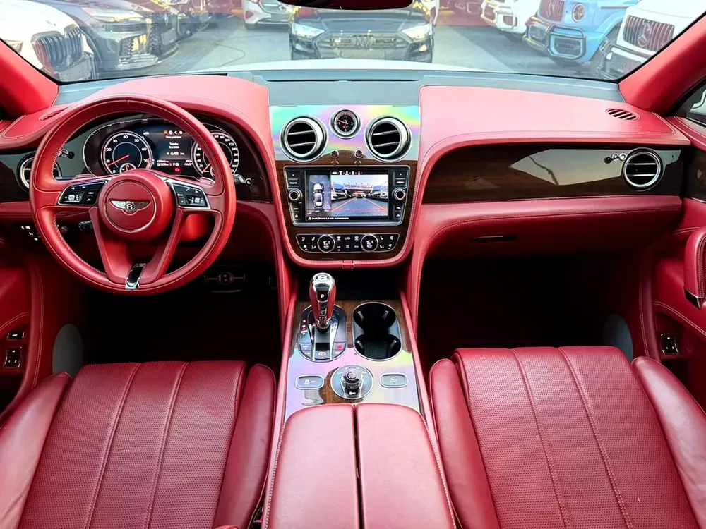 Bentley Bentayga 2020 Standard | GCC Specs | - Image 5