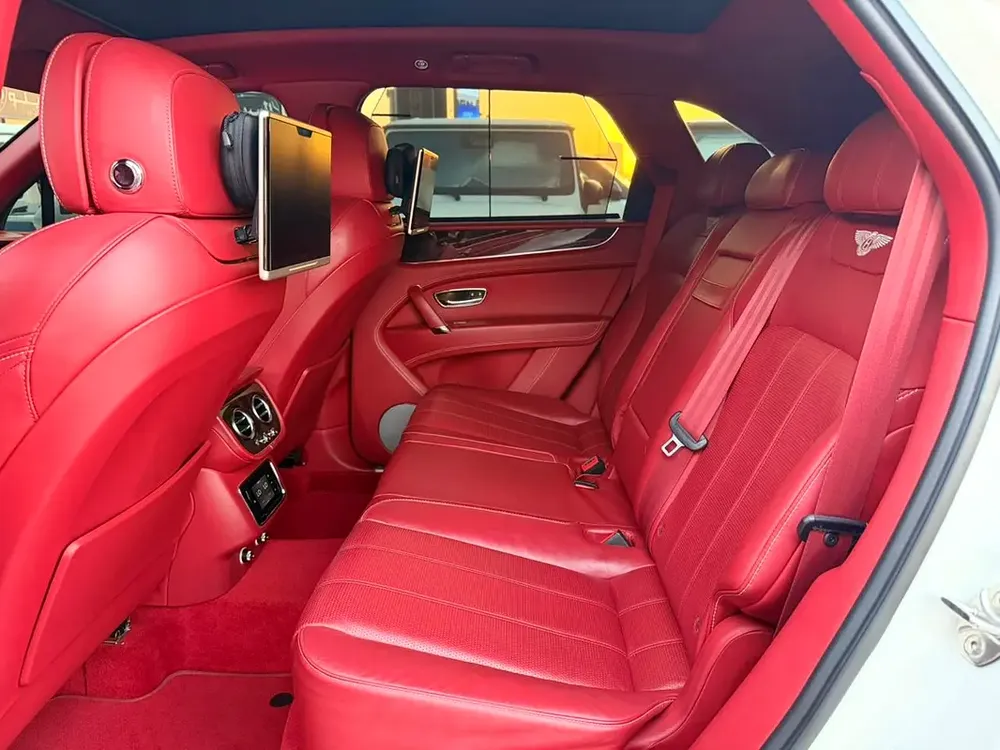 Bentley Bentayga 2020 Standard | GCC Specs | - Image 9