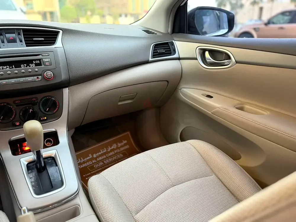 Nissan Sentra 2014 - Well Maintained GCC Equivalent - Image 4