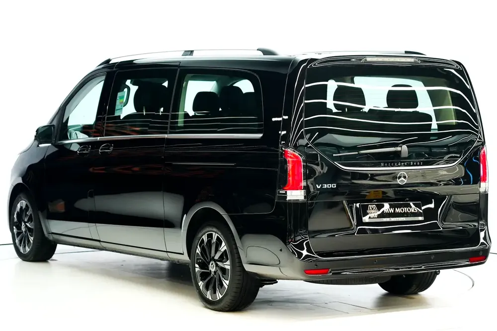 Mercede-Benz V 300 AVANTGARDE | 2026 GCC 0km | Agency Warranty | 360 View | 64 colors Ambeint Lights - Image 4