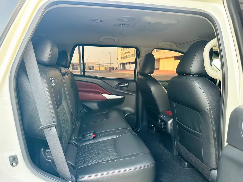 2023 Nissan Xterra Platinum - GCC Specs - Like New! - Image 11