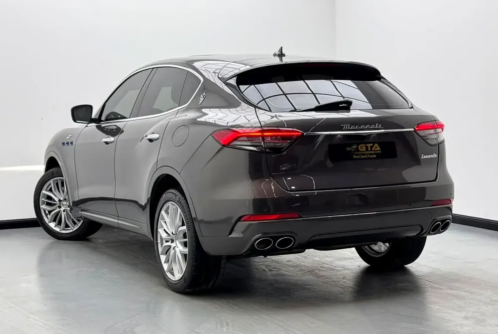 2022 Maserati Levante GT Hybrid, 2027 Maserati Warranty, Maserati Service History, GCC - Image 4
